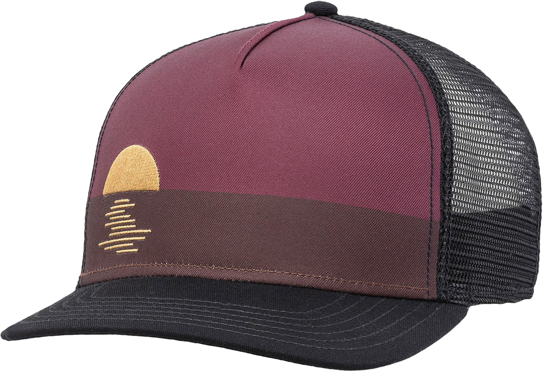 Quarter turn view Men&