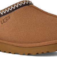 Men's UGG Footwear in Chesnut. Sku: 1174671-CHE