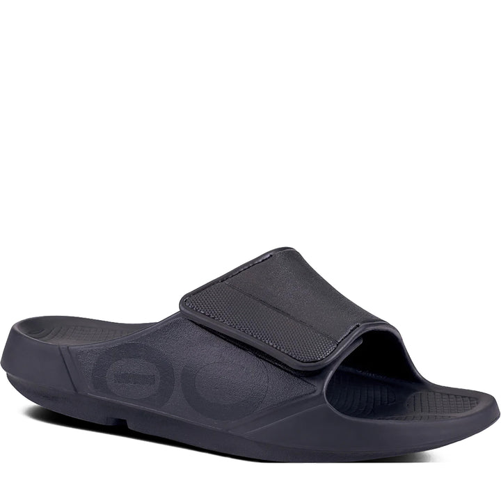 Unisex Oofos Ooahh Sport Flex Slide in Matte Black. Sku: 1550MATBLK