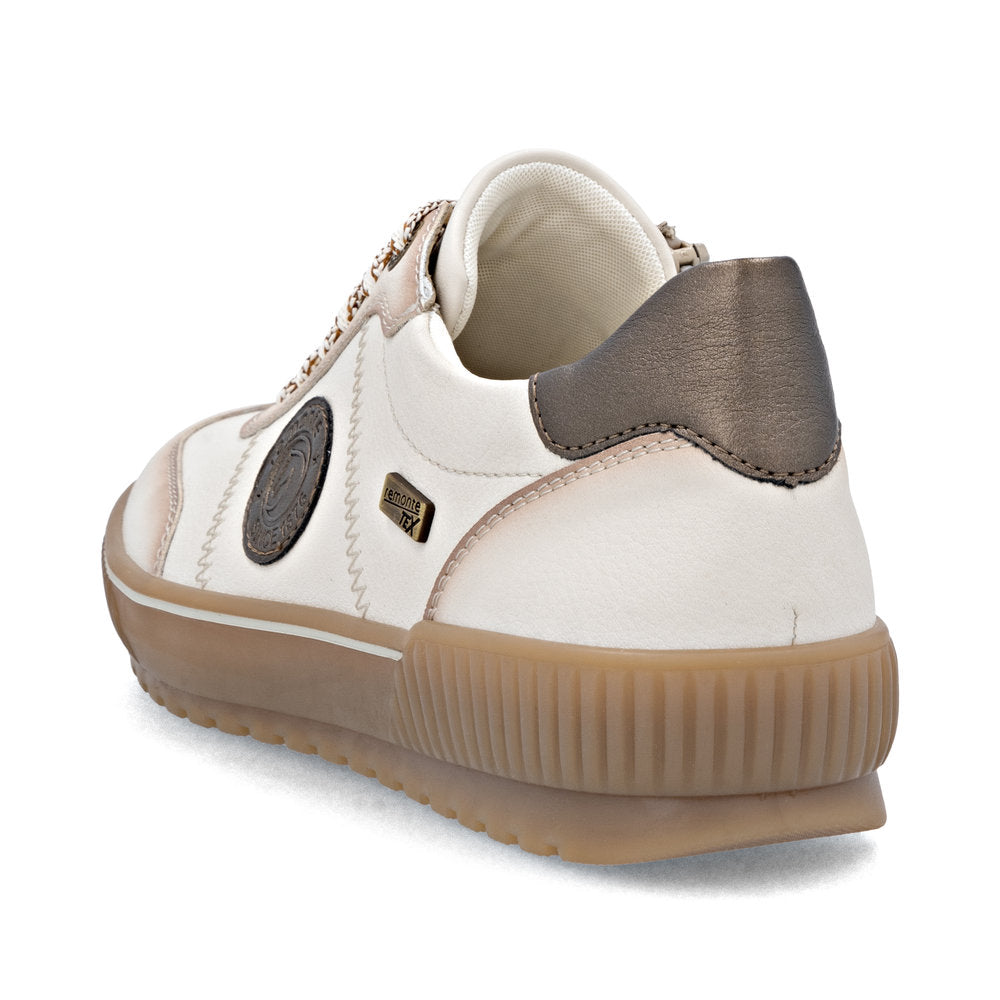 Maditta 02 Low