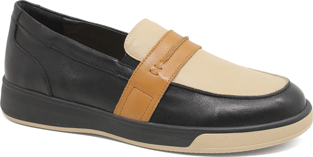 Quarter turn view Women&